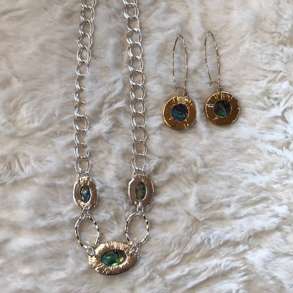 Pretty Silver & Abalone looking beads & earrings - Picture 4 of 6